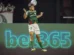 Palmeiras tem expulso, mas segura Athletico e mantém gordura na liderança