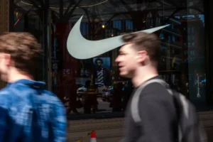 Para 'ficar mais ágil', Nike anuncia corte de 1.400 postos de trabalho