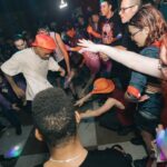 Para os amantes da arte e para os fãs de carros, o fim de semana em Maringá promete muita emoção; confira as opções na Agenda Cultural