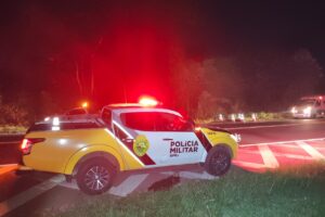 Pedestre que caminhava pela PR-323 morre após ser atropelado por caminhão