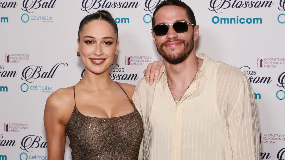 Pete Davidson: "É difícil ver pornografia à frente dela. Mas continuarei"