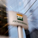 Petrobras destitui diretor de área que vendeu gás com 100% de ágio