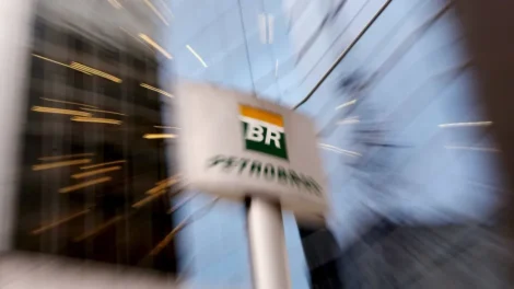 Petrobras destitui diretor de área que vendeu gás com 100% de ágio