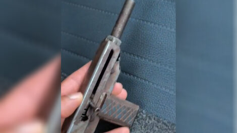 Polícia apreende arma de fabricação caseira durante abordagem a suspeitos, em Paiçandu
