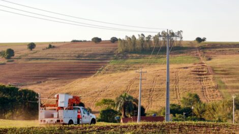 Produtor rural precisa atualizar cadastro na Copel para acessar atendimento prioritário