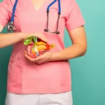 Quais os principais sintomas de uma pancreatite? E como preveni-la?