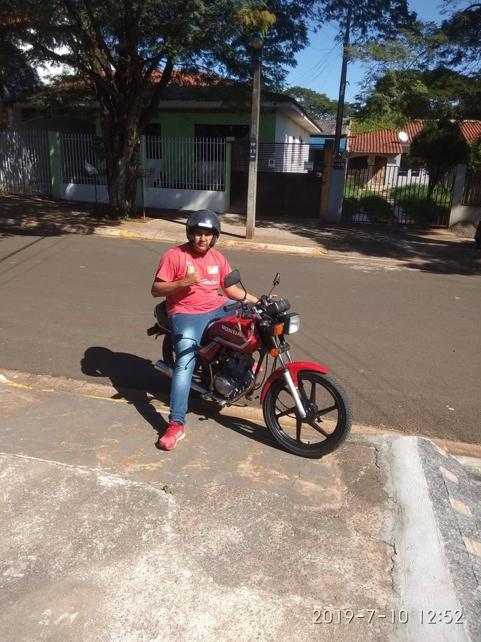 Rapaz de 22 anos é morto a tiros em Sarandi; suspeito usava máscara no momento do crime