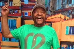 Saber parar é uma virtude, diz Martinho da Vila sobre última turnê, com Mart'nália