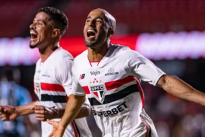 São Paulo vai a Salvador com desfalques importantes para encarar o Vitória