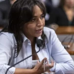 Senadora alega insatisfação com candidatura presidencial de Caiado, deixa PSD e se filia ao PT