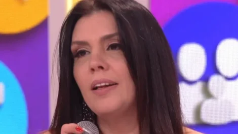 Simony anuncia cura de câncer de intestino após tratamento com imunoterapia