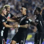 Spinelli decide, Vasco vence Paysandu e larga em vantagem na Copa do Brasil