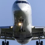 Suécia emite alerta para escassez de combustível para aviões na Europa