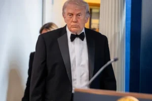 Trump defende construção de Salão de Baile: "Nunca teria acontecido"