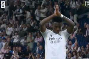 Vini Jr. marca golaço pelo Real Madrid, mas a comemoração dá o que falar