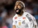 À disposição no Santos, Gabigol tem números discretos no gramado sintético