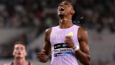 Alison dos Santos abre Diamond League vencendo recordista mundial