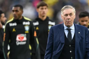 Ancelotti divulga lista final da Copa hoje: veja horário e onde assistir