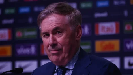 Ancelotti dobra aposta em perfil 'camaleônico' na luta pelo hexacampeonato