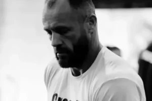 Atleta de crossfit sofre infarto e morre durante treino aos 39 anos