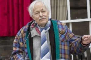 Ator de Star Wars, Michael Pennington morre aos 82 anos