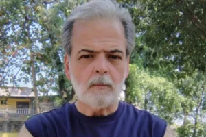 Ator do “Zorra Total” reaprende a andar após 75 dias internado