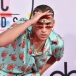 Bad Bunny entra para franquia 'Toy Story' e dará voz a pizza com óculos