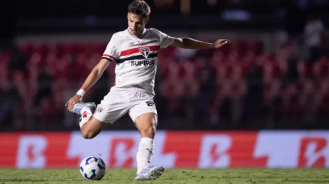 Bobadilla, do São Paulo, é absolvido no STJD após gesto em comemoração