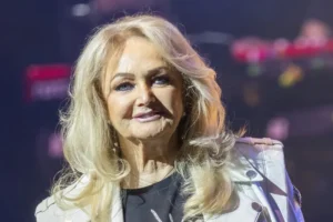 Bonnie Tyler com "prognóstico reservado" devido a "infeção generalizada"