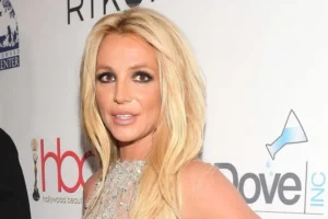 Britney quebra o silêncio após reabilitação: "Um mal que veio por bem"