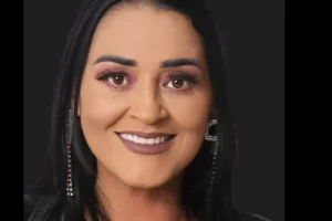 Cantora Iara Pamella faz apelo por filho desaparecido há 4 meses