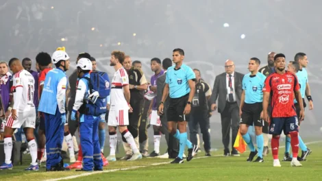 Caos na Libertadores: Flamengo pode ganhar 3 pontos após jogo cancelado