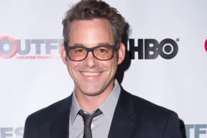Causa da morte de ator de "Buffy-A Caça Vampiros" é revelada em autópsia