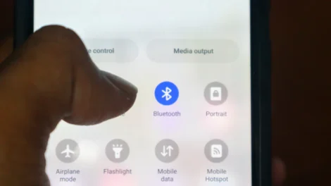 Celular com Bluetooth sempre ligado? Conheça os riscos