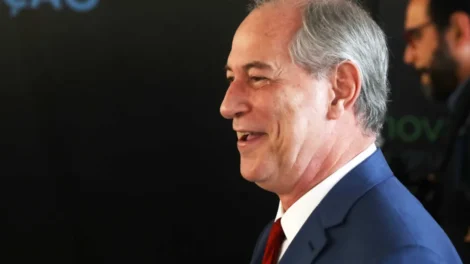 Ciro Gomes é condenado por violência política de gênero por ofensas contra ex-senadora