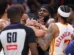 Clima esquentou nos Playoffs da NBA em Atlanta; árbitro acabou no chão