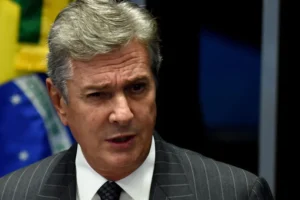 Collor, preso há 1 ano, vira trunfo para Bolsonaro, mas é deixado de lado na política de Alagoas