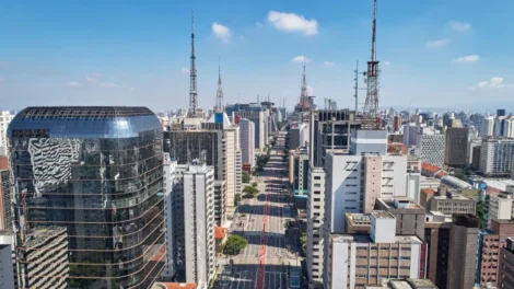 Confusões marcam ato esvaziado da direita na avenida Paulista
