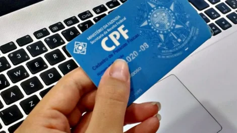 Conheça os trabalhadores que ganham até R$ 3.000 e têm o nome sujo