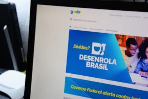 Consignado do INSS e saque do FGTS: o que muda para aposentados com o Desenrola 2.0?