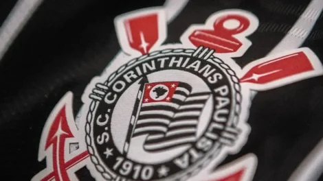Corinthians avalia mercado de forma discreta e tem cautela com empresários