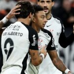 Corinthians derrota Peñarol para seguir 100% na Libertadores