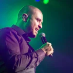 Diogo Nogueira é internado e cancela shows após perder a voz