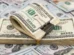 Dólar fecha em queda e chega a R$ 4,89; Bolsa cai mais de 1%