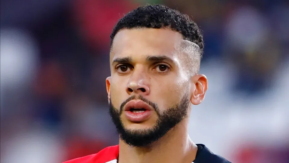Dória rescinde contrato com São Paulo após receber ameaças nas redes