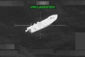 EUA atacam mais um barco no Pacífico e deixam um morto