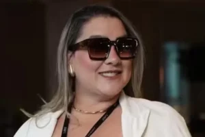 Empresária presa sob suspeita de tortura a empregada grávida também está grávida, diz defesa