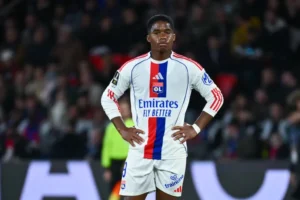 Endrick marca de novo, e Lyon vence Rennes pelo Campeonato Francês
