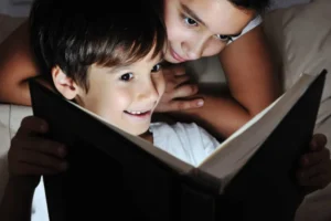 Estudo revela que 53% das famílias raramente leem para criança