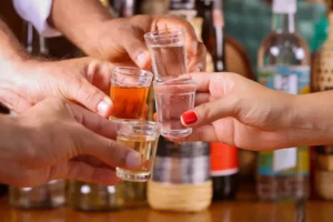 Festival da cachaça brasileira movimenta Lisboa com samba e degustações
